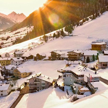 Hotel Beverly Hill Ischgl Esterno foto